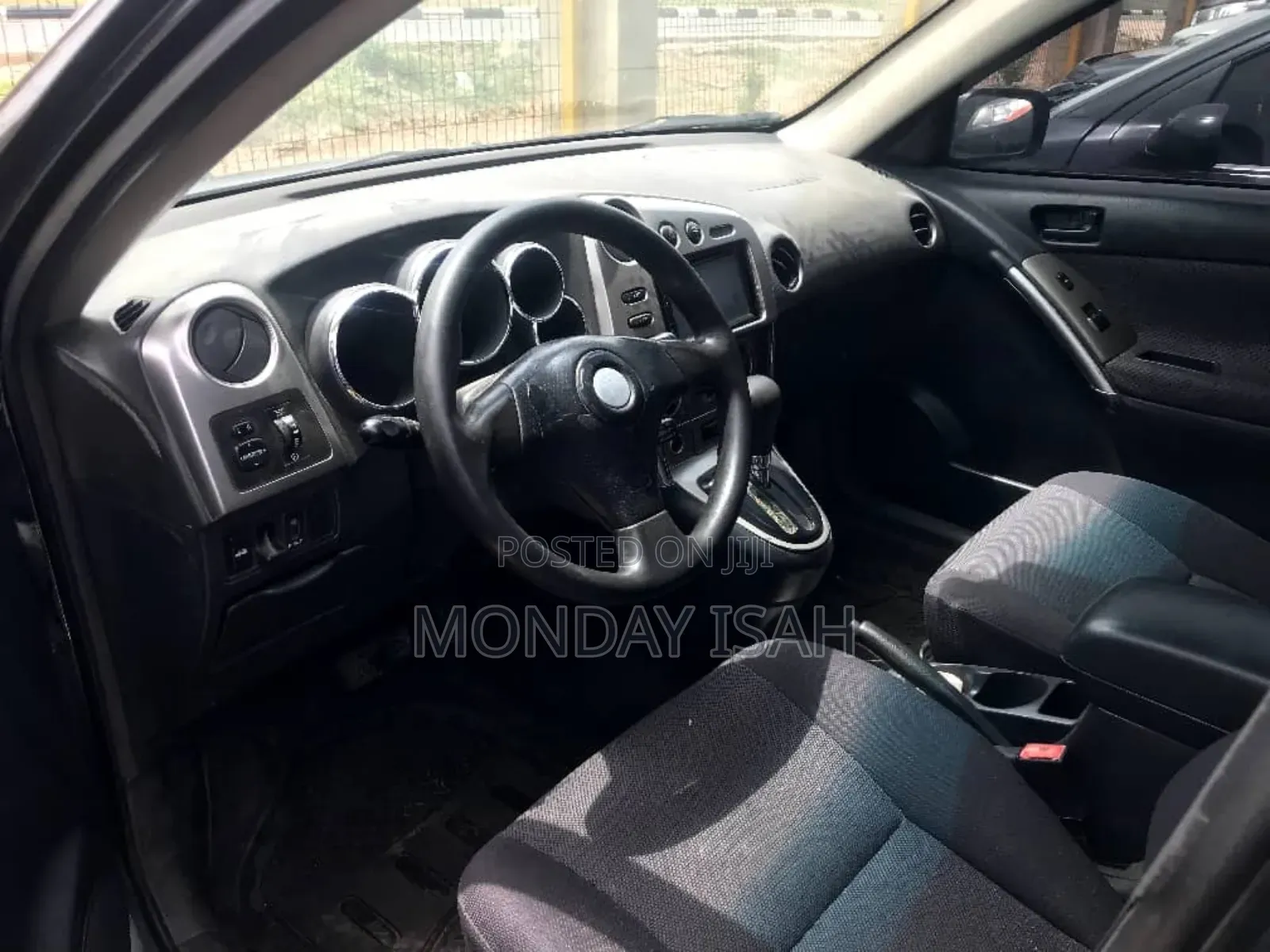 Pontiac Vibe Automatic 2004 Black