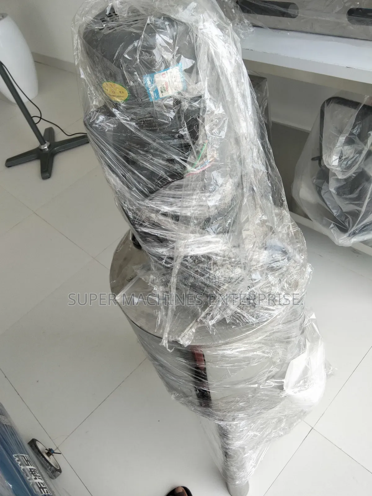 Cosmetics Mixer