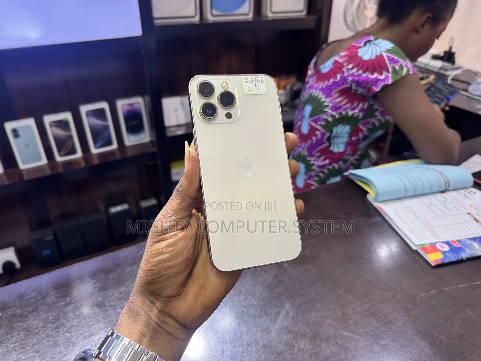 Apple iPhone 13 Pro Max 256 GB Gold