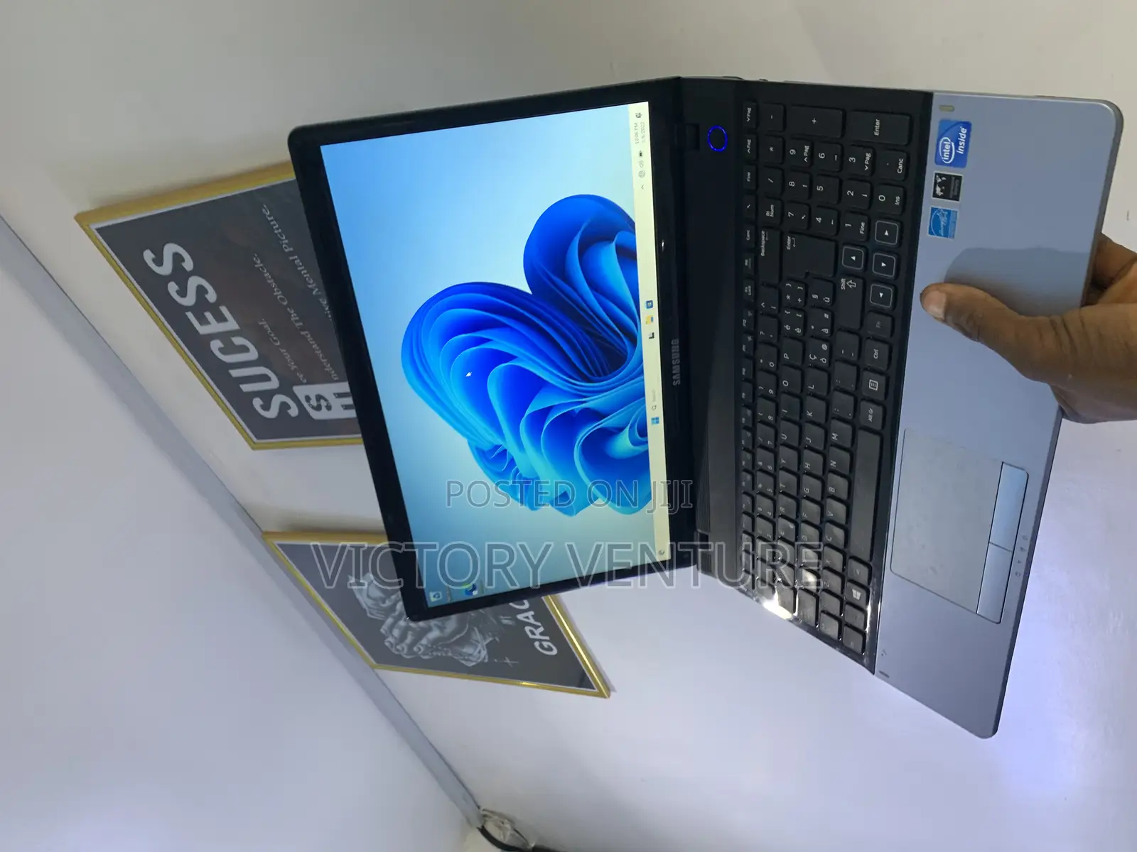 Laptop Samsung 4GB Intel Celeron HDD 250GB
