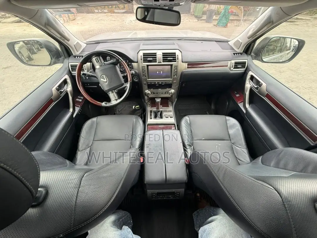 Lexus GX 460 Luxury 2018 Silver