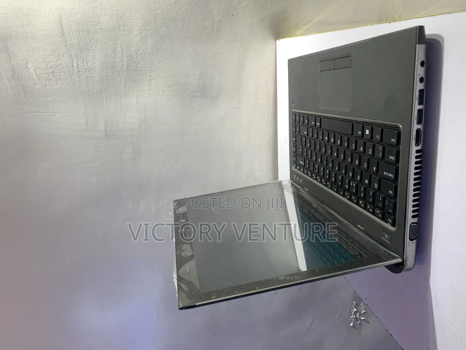 Laptop Dell Vostro 3460 8GB Intel Core i5 HDD 500GB
