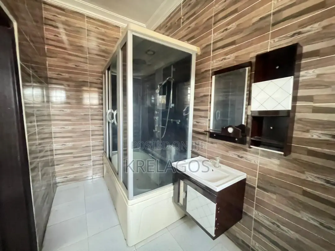 4bdrm Duplex in Sangotedo for rent