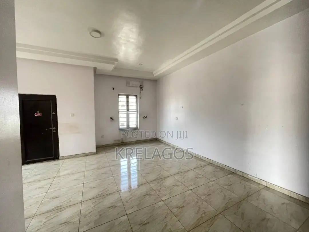 4bdrm Duplex in Sangotedo for rent