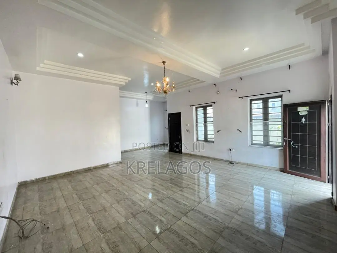 4bdrm Duplex in Sangotedo for rent