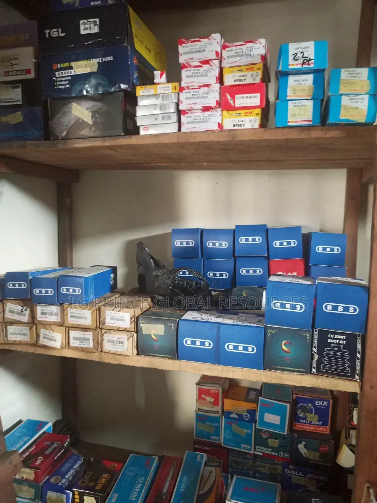 Deals on All Types of Motor Spare Parts Brake Pads
