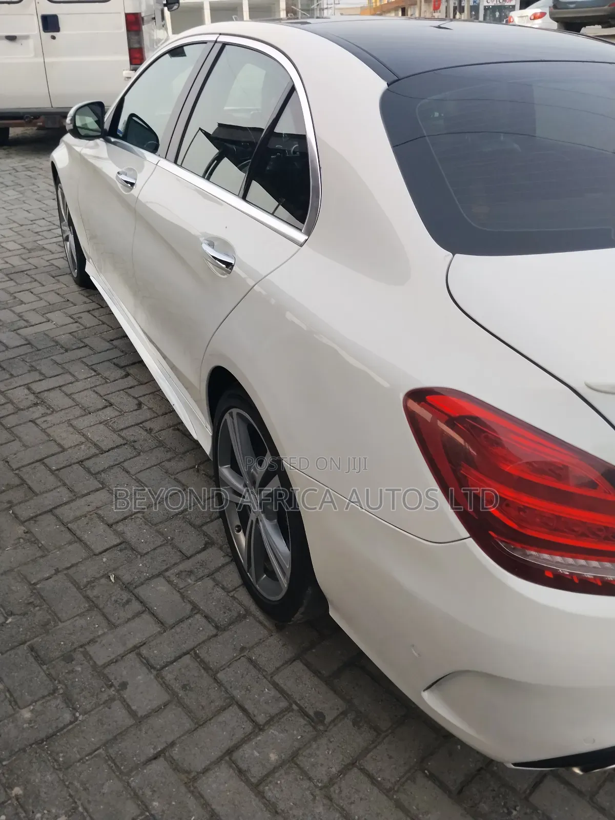 Mercedes-Benz C300 Base 4Matic Sedan AWD (2.0L 4cyl 7A) 2016 White