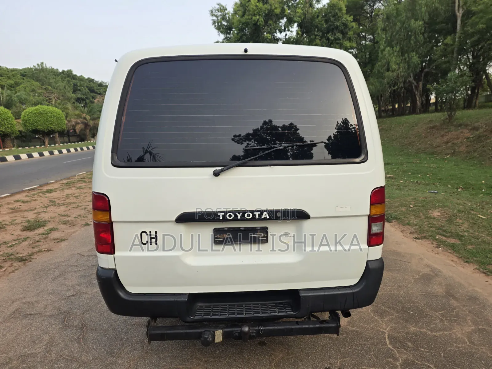 Toyota HiAce 1995 White