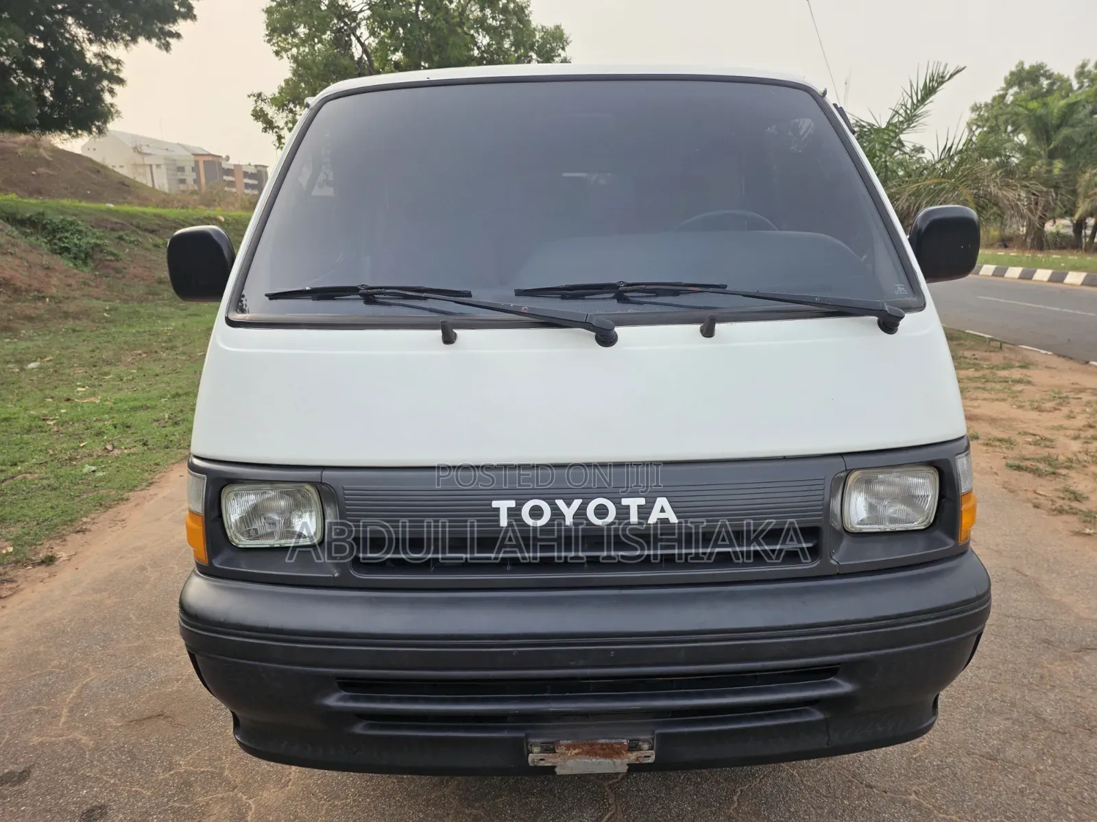 Toyota HiAce 1995 White