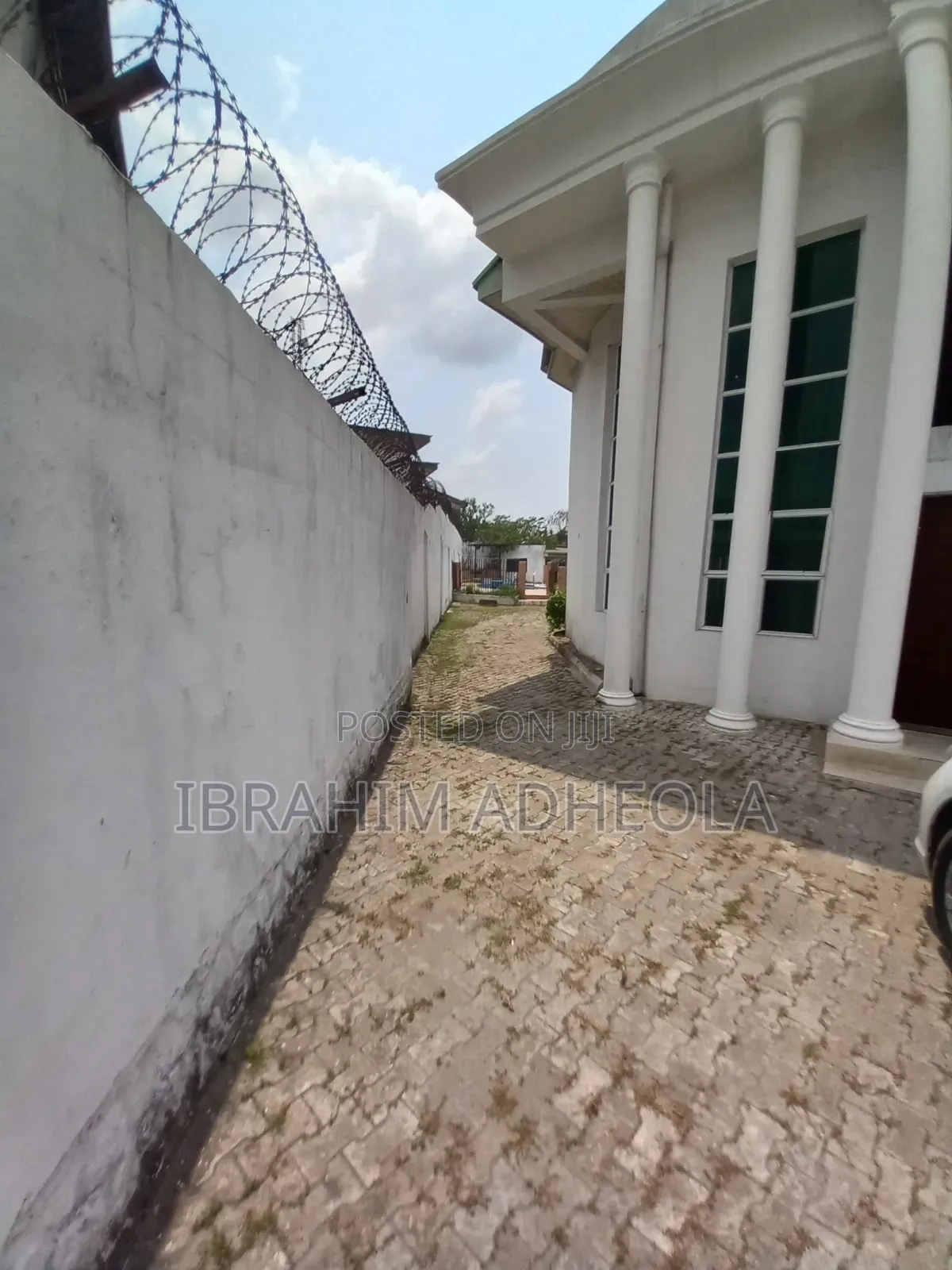 Land Measuring 900sqm With a Fully Detached Duplex