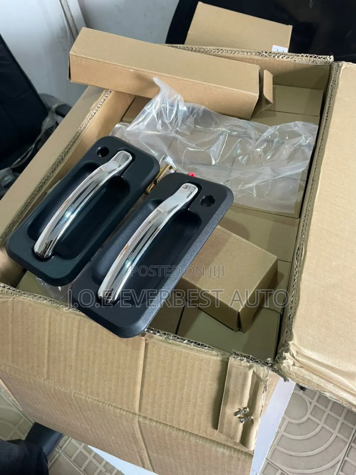 Door Handle H2