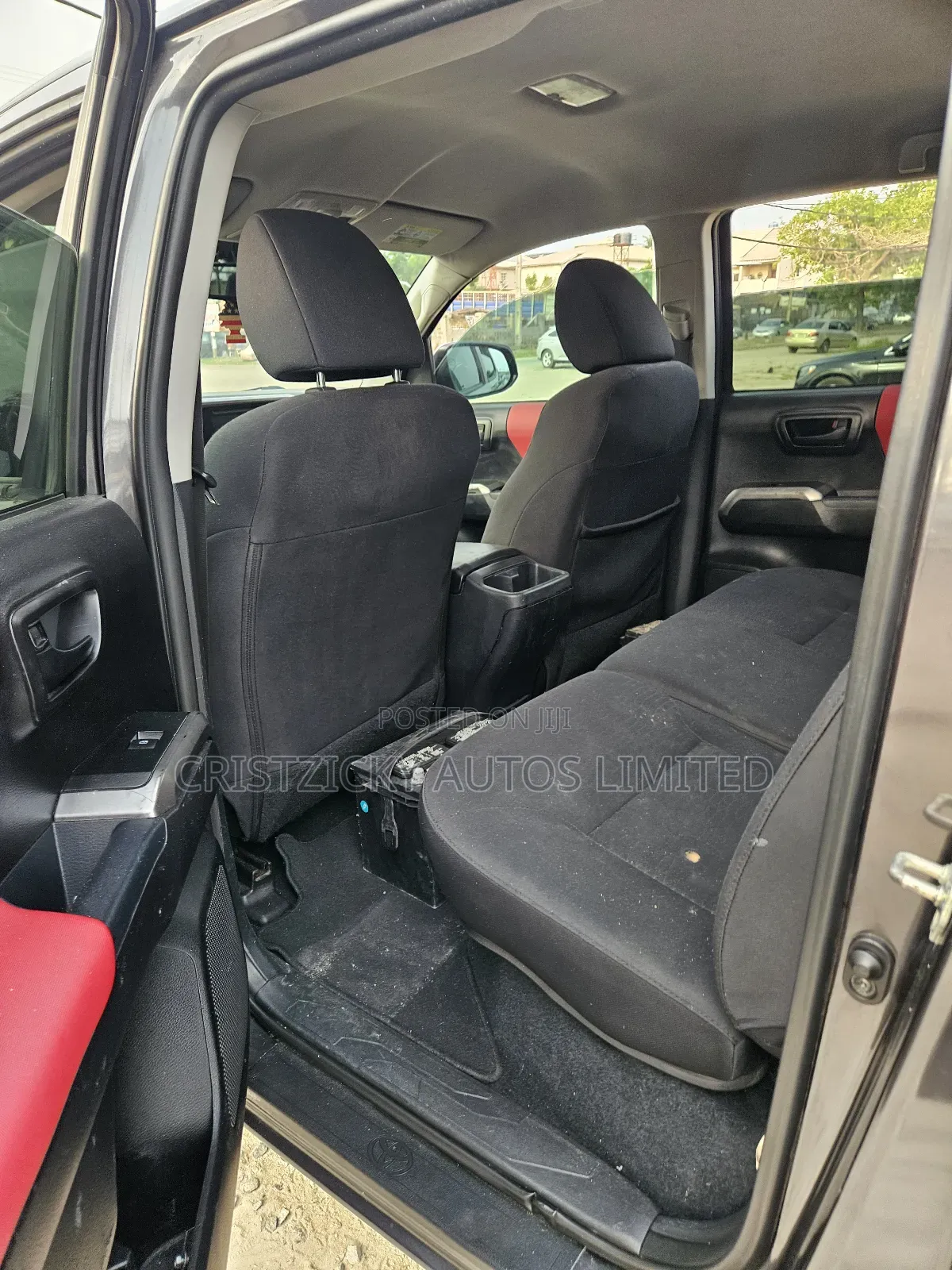 Toyota Tacoma 2018 Gray