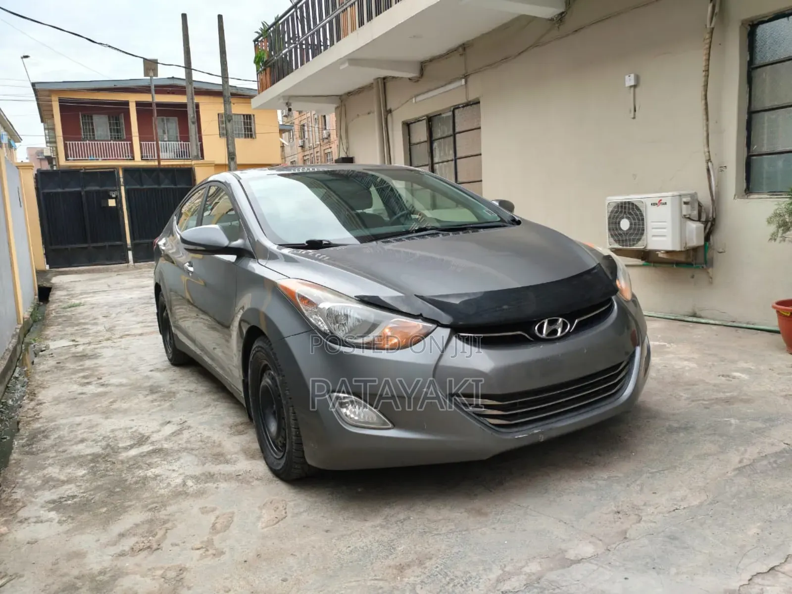 Hyundai Elantra 2013 Gray