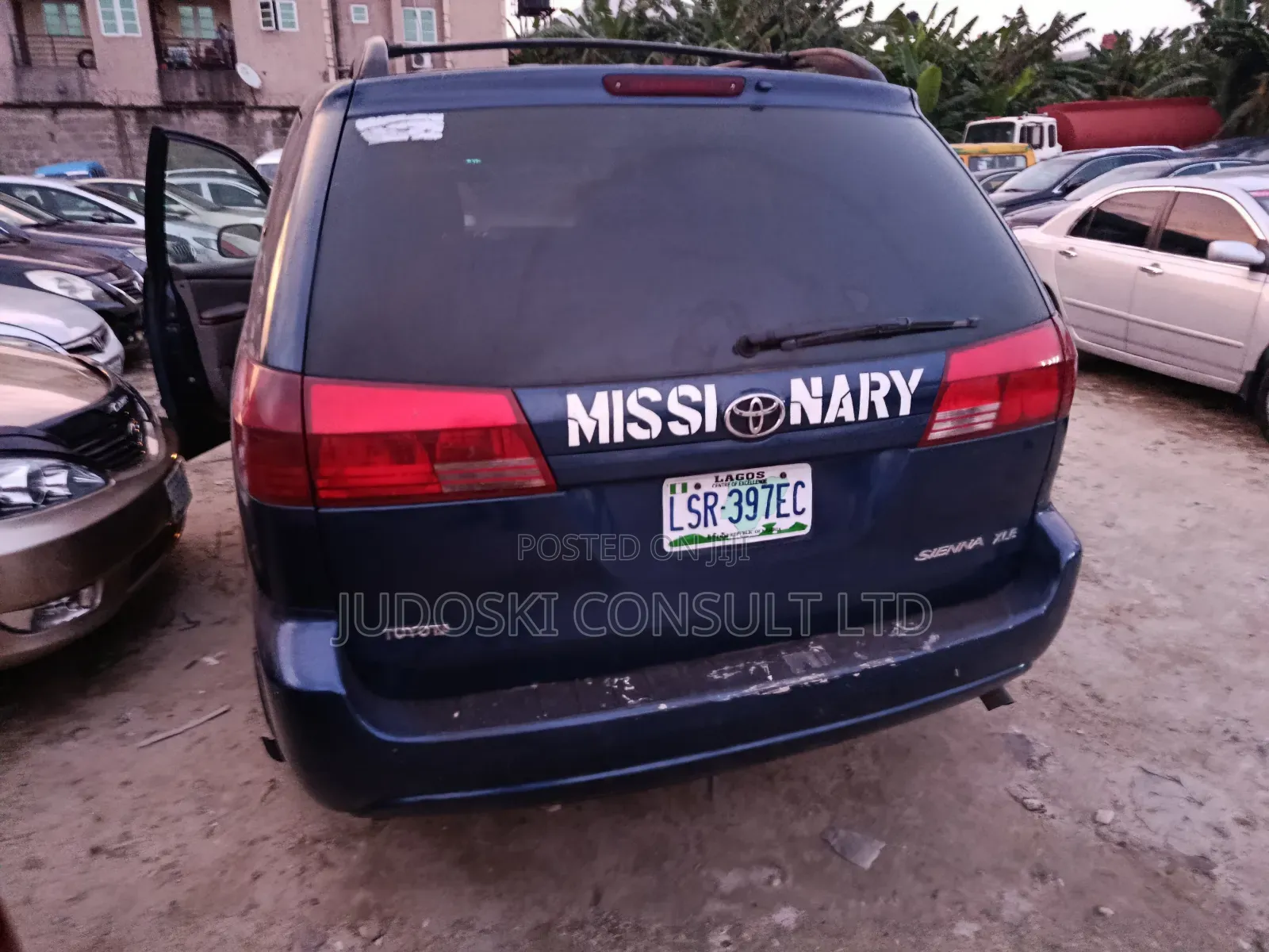 Toyota Sienna 2006 Blue