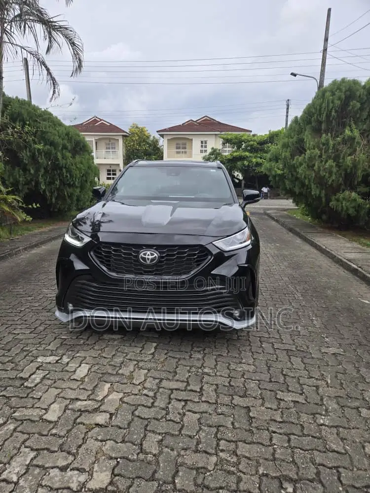 Toyota Highlander 2023 Black