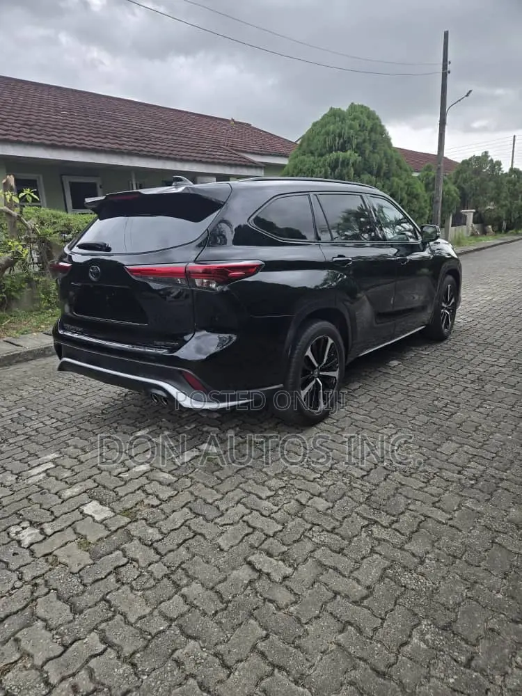 Toyota Highlander 2023 Black