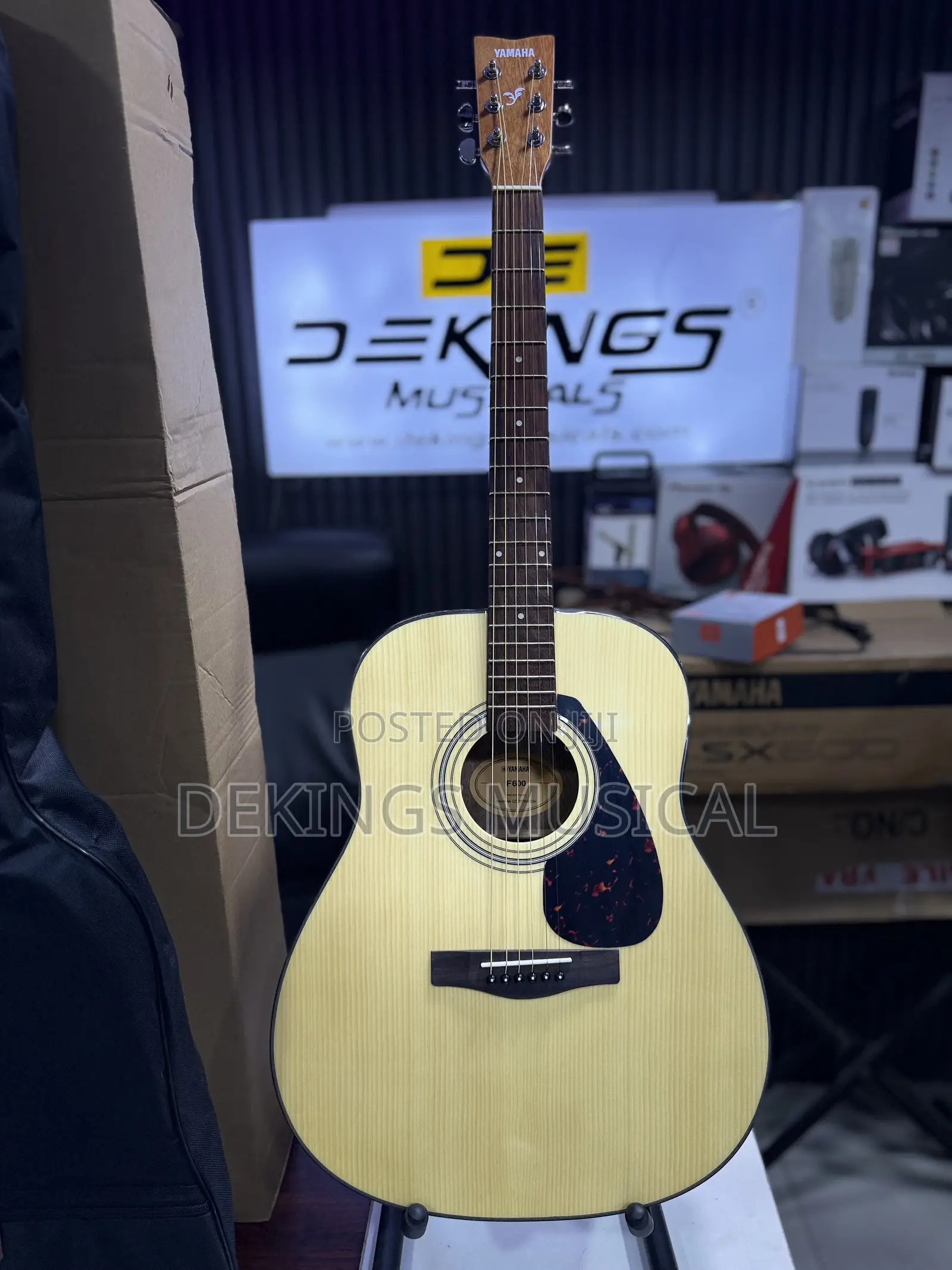 Original Yamaha F600 Acoustic Guitar
