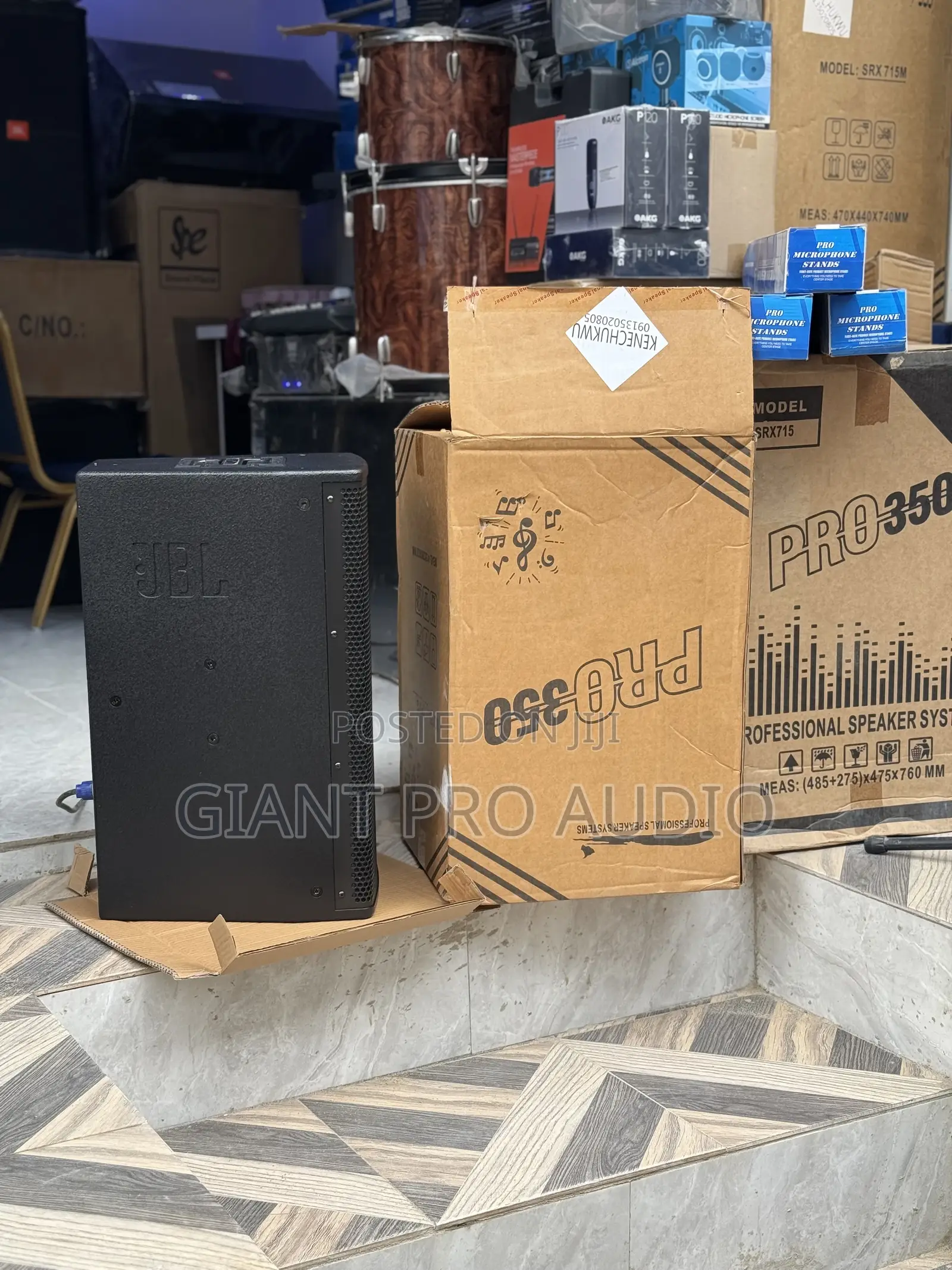 JBL Kp612 Speaker