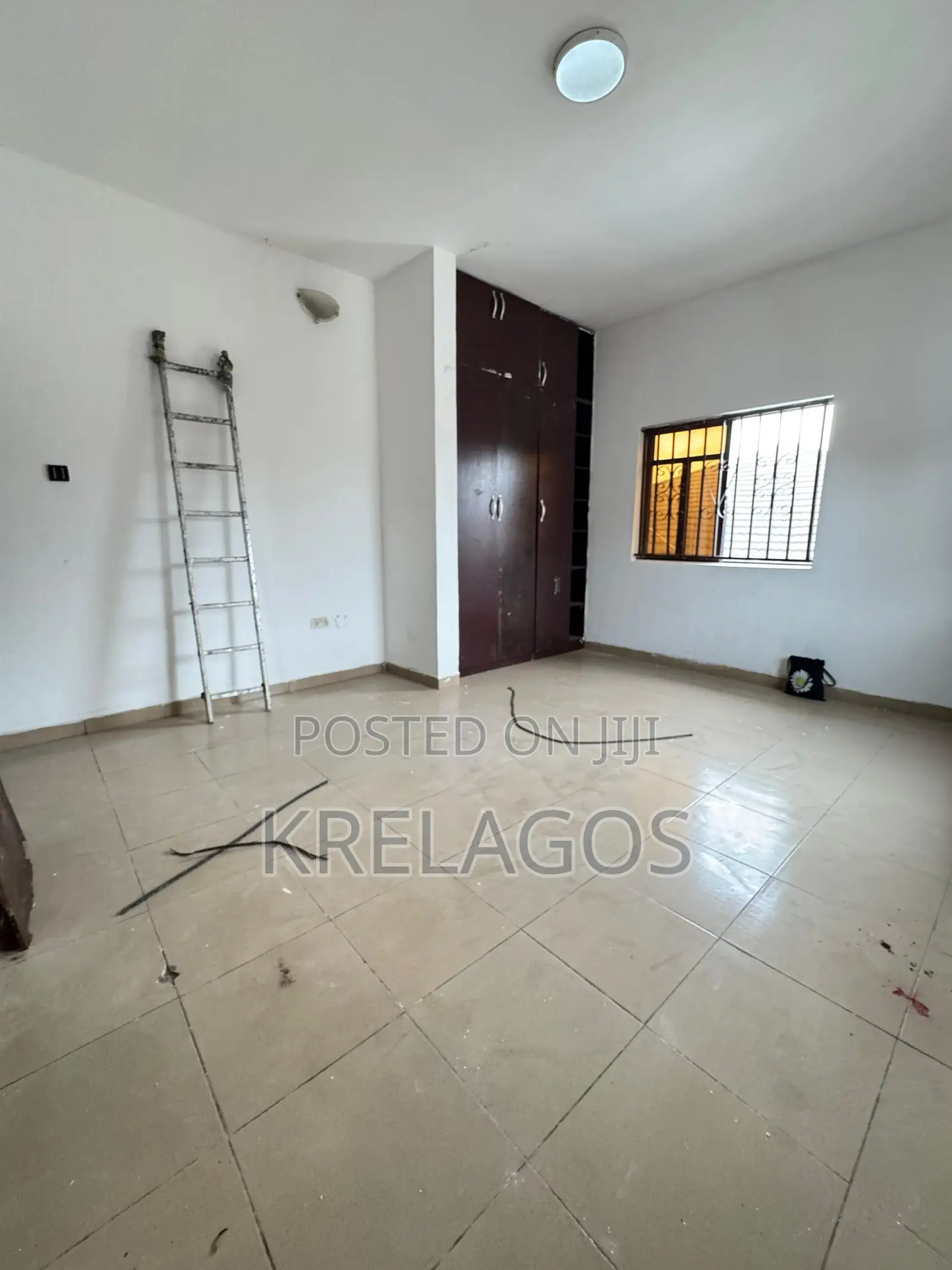 1bdrm Apartment in Osapa london for rent