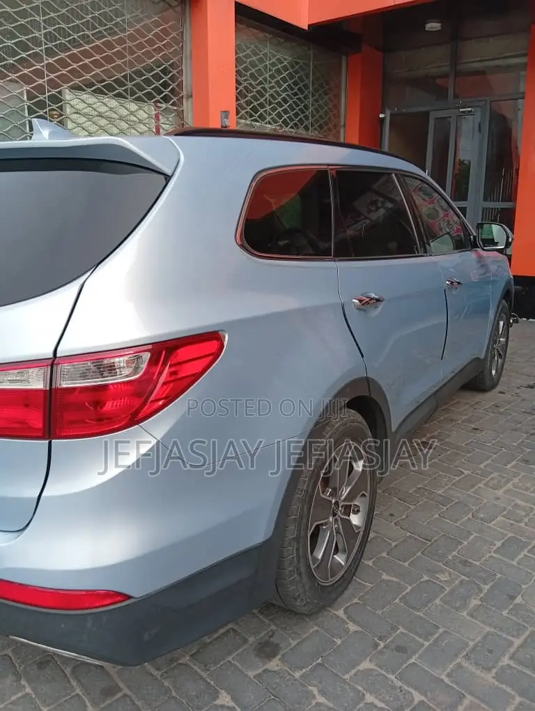 Hyundai Santa Fe GLS 4dr SUV (3.3L 6cyl 6A) 2014 Silver