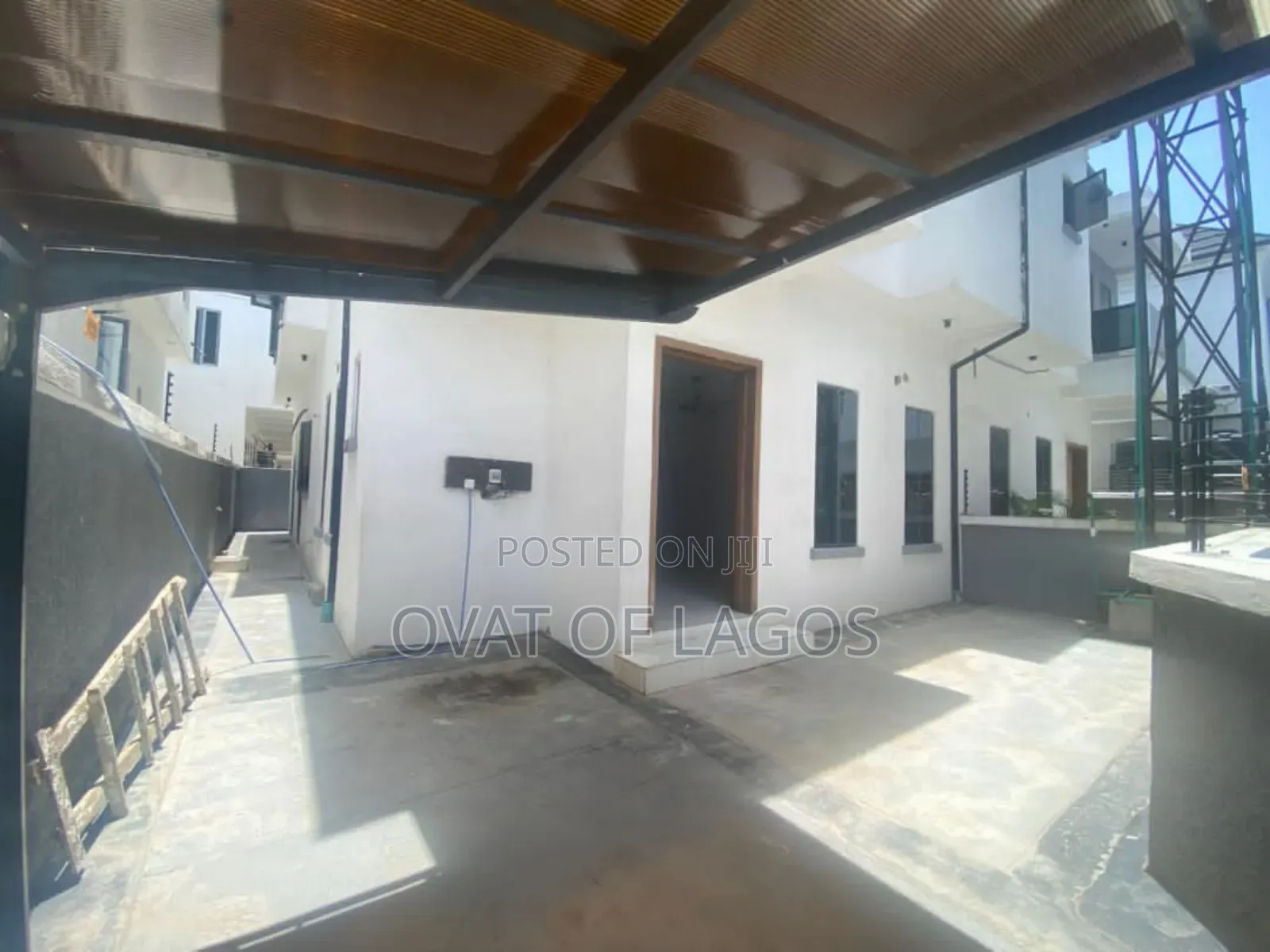 4bdrm Duplex in Harris Drive, VGC / Ajah for rent