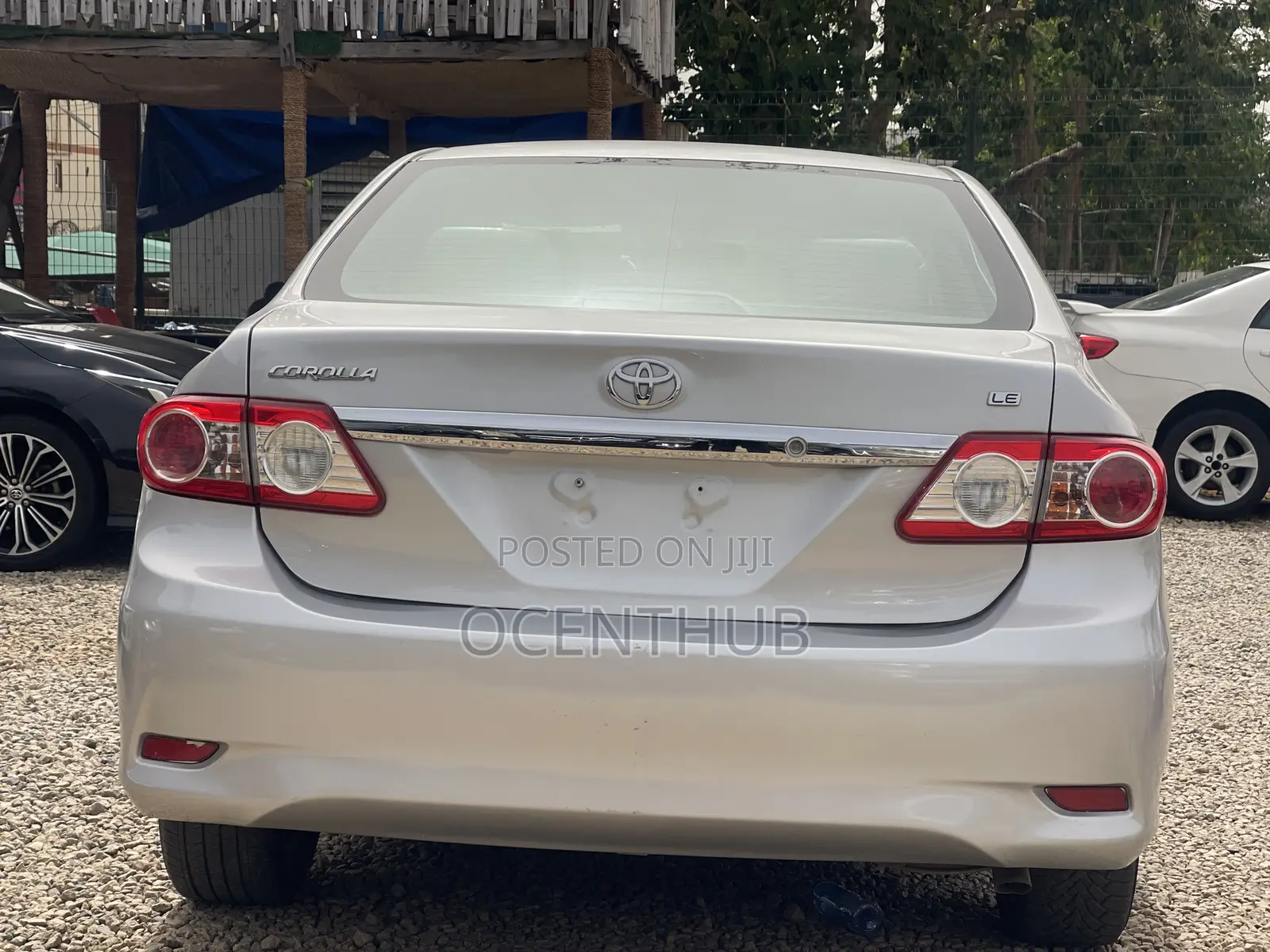 Toyota Corolla LE 4dr Sedan (1.8L 4cyl 4A) 2013 Silver