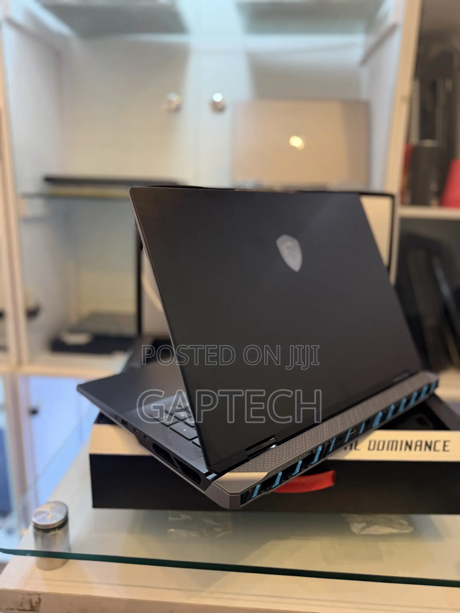 New Laptop MSI Titan 18 HX AI 64GB Intel Core Ultra 9 SSD 4T
