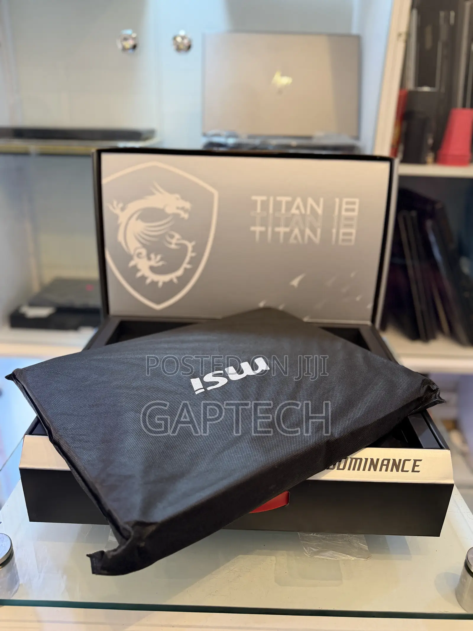 New Laptop MSI Titan 18 HX AI 64GB Intel Core Ultra 9 SSD 4T