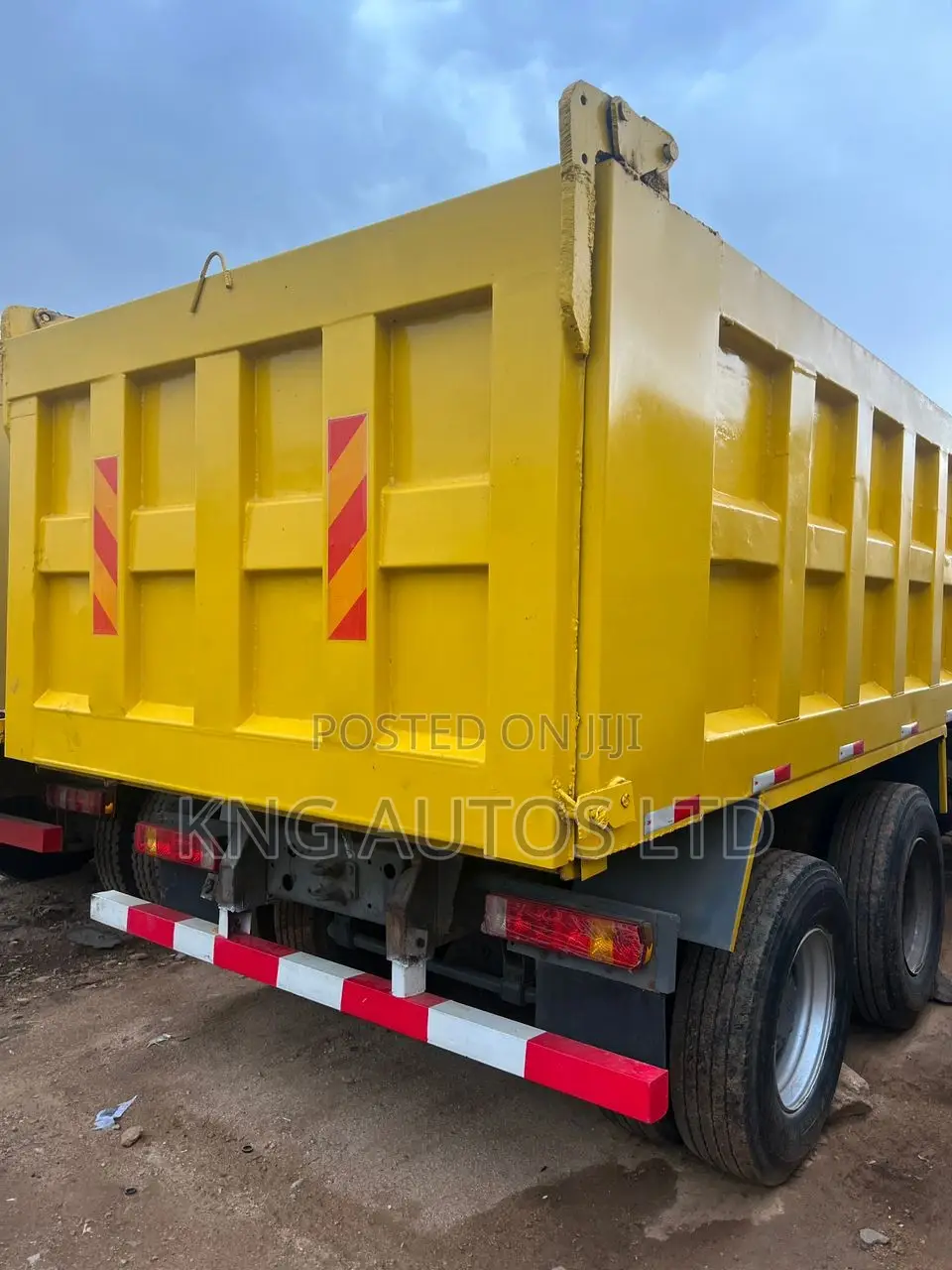 Howo 10 Tyre Tipper