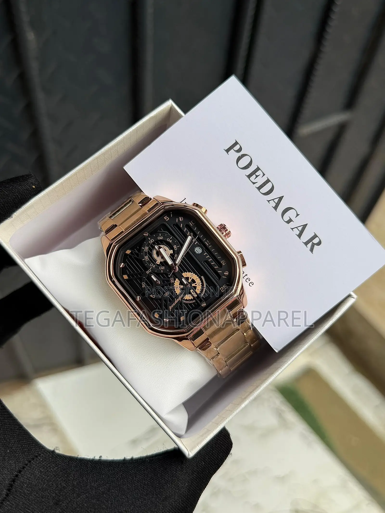 Poedagar Chronographic Chain Wristwatch