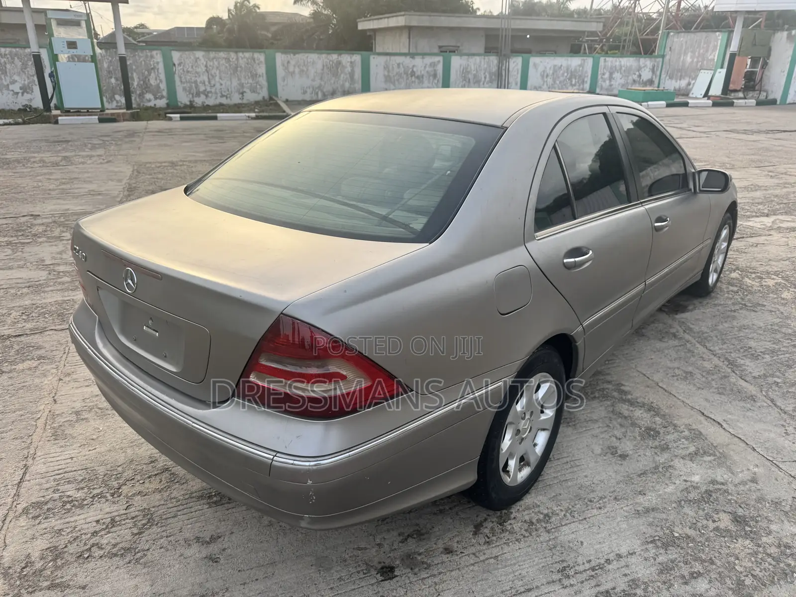 Mercedes-Benz C240 2005 Gray