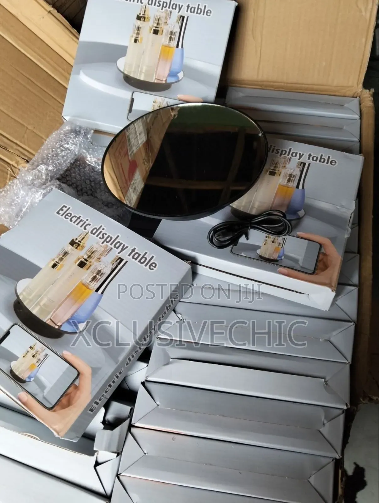 360° Rotating Display Mirror Table
Size 20cm
