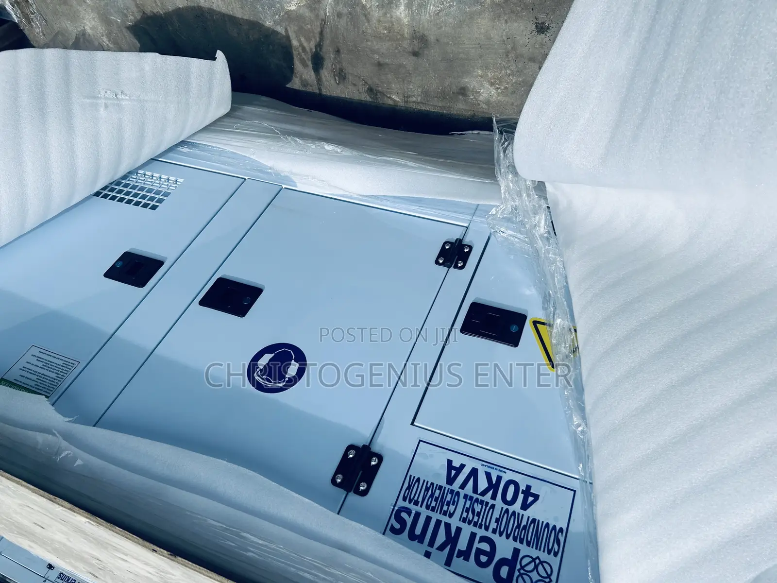 Perkins Noiseless Sp 40kva England Generator