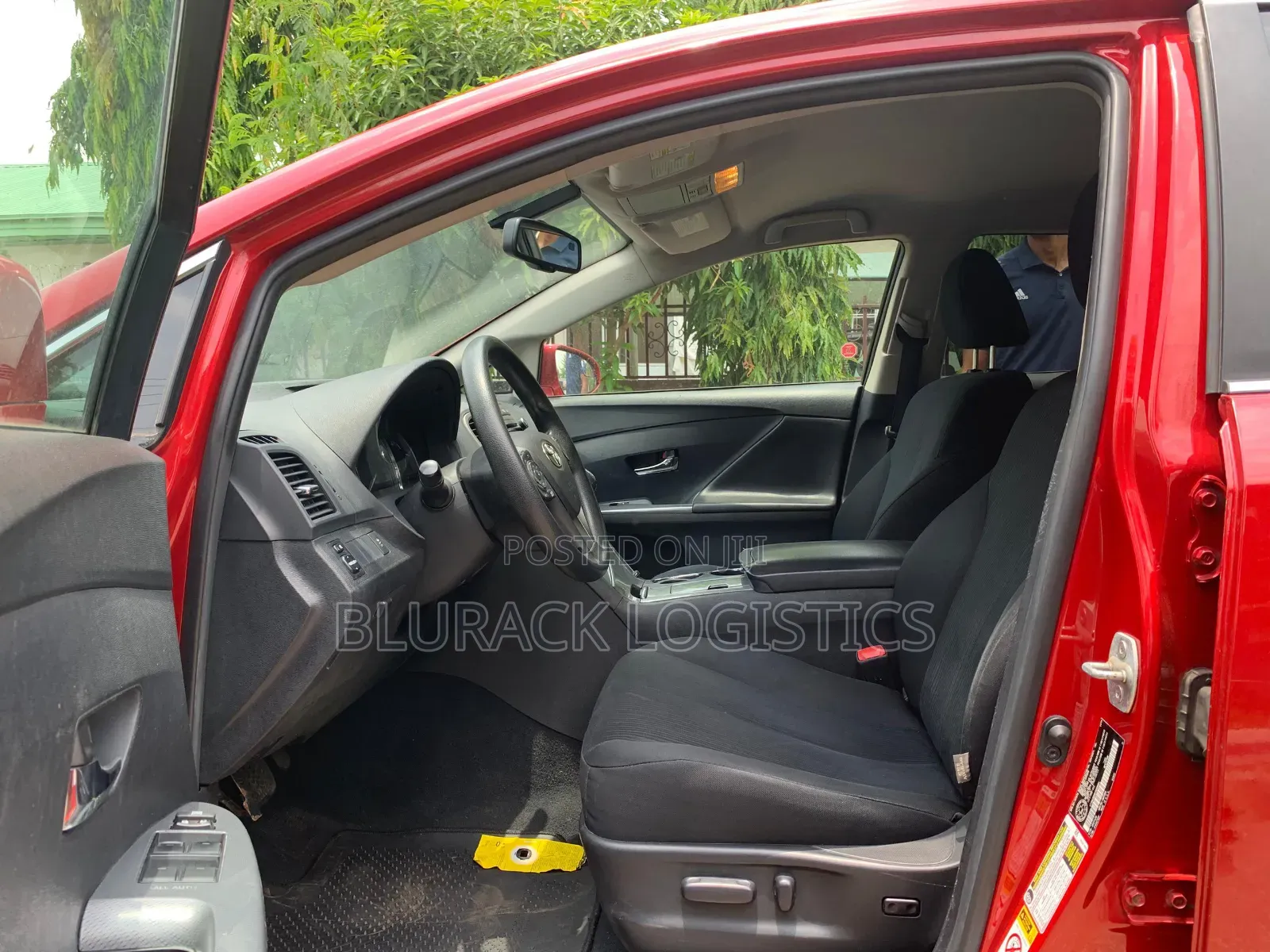 Toyota Venza LE 4dr Wagon AWD (2.7L 4cyl 6A) 2015 Red