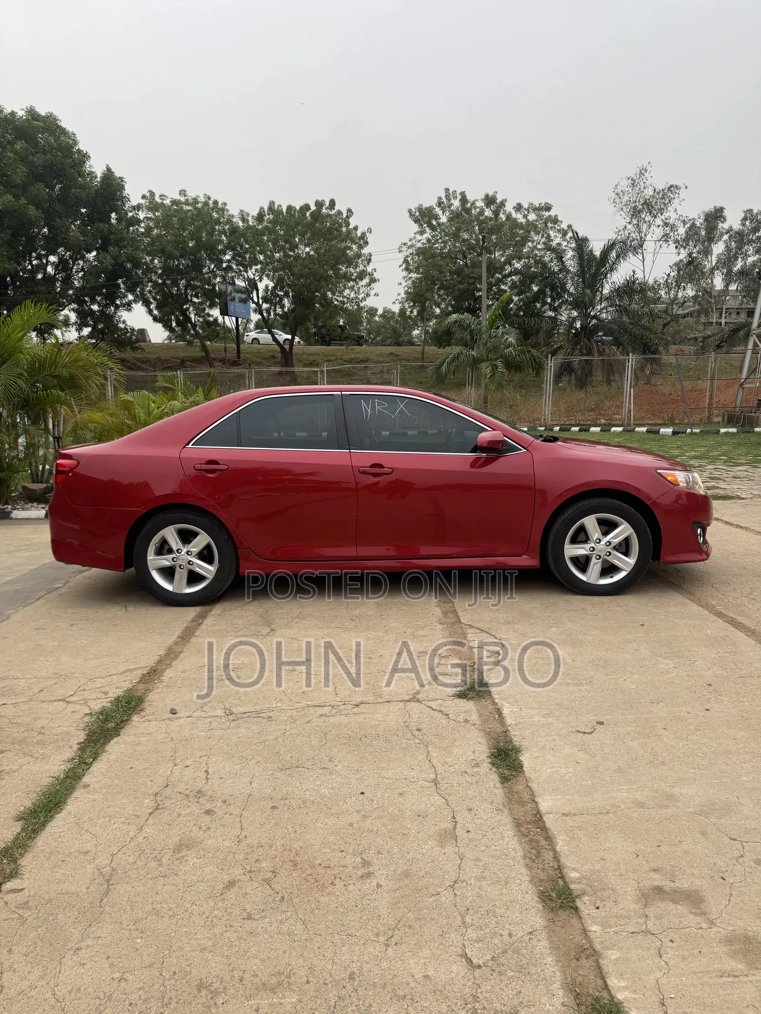 Toyota Camry SE 4dr Sedan (2.5L 4cyl 6A) 2013 Red