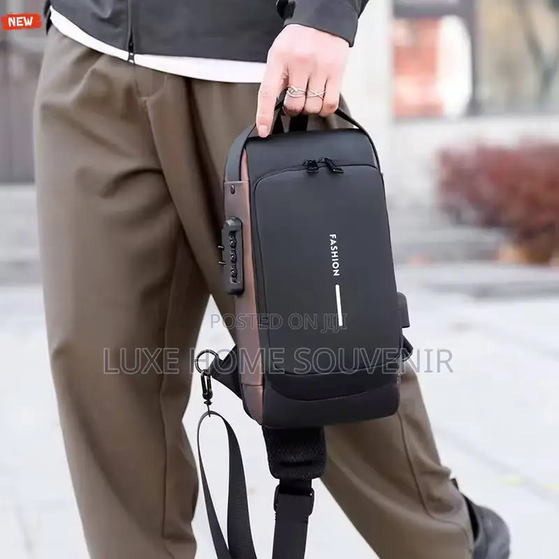 Men Cross Bag With Zip