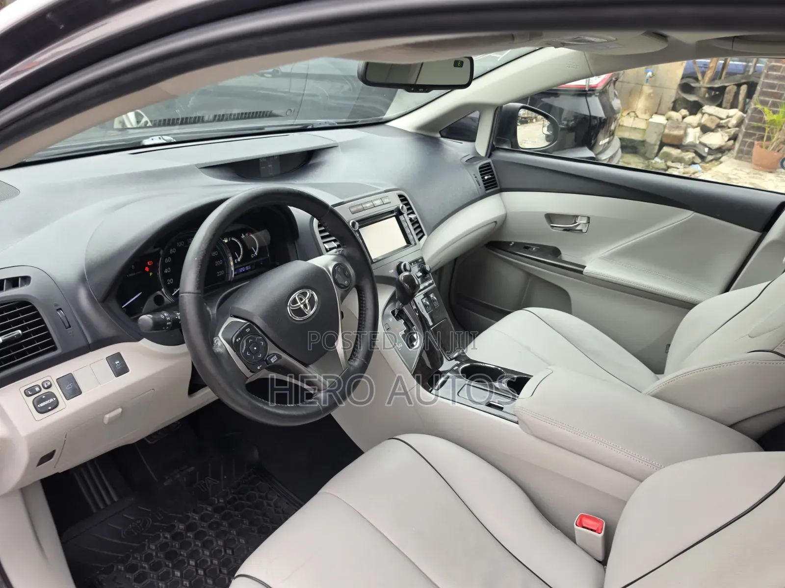 Toyota Venza Limited 4dr Wagon (3.5L 6cyl 6A) 2014 Gray