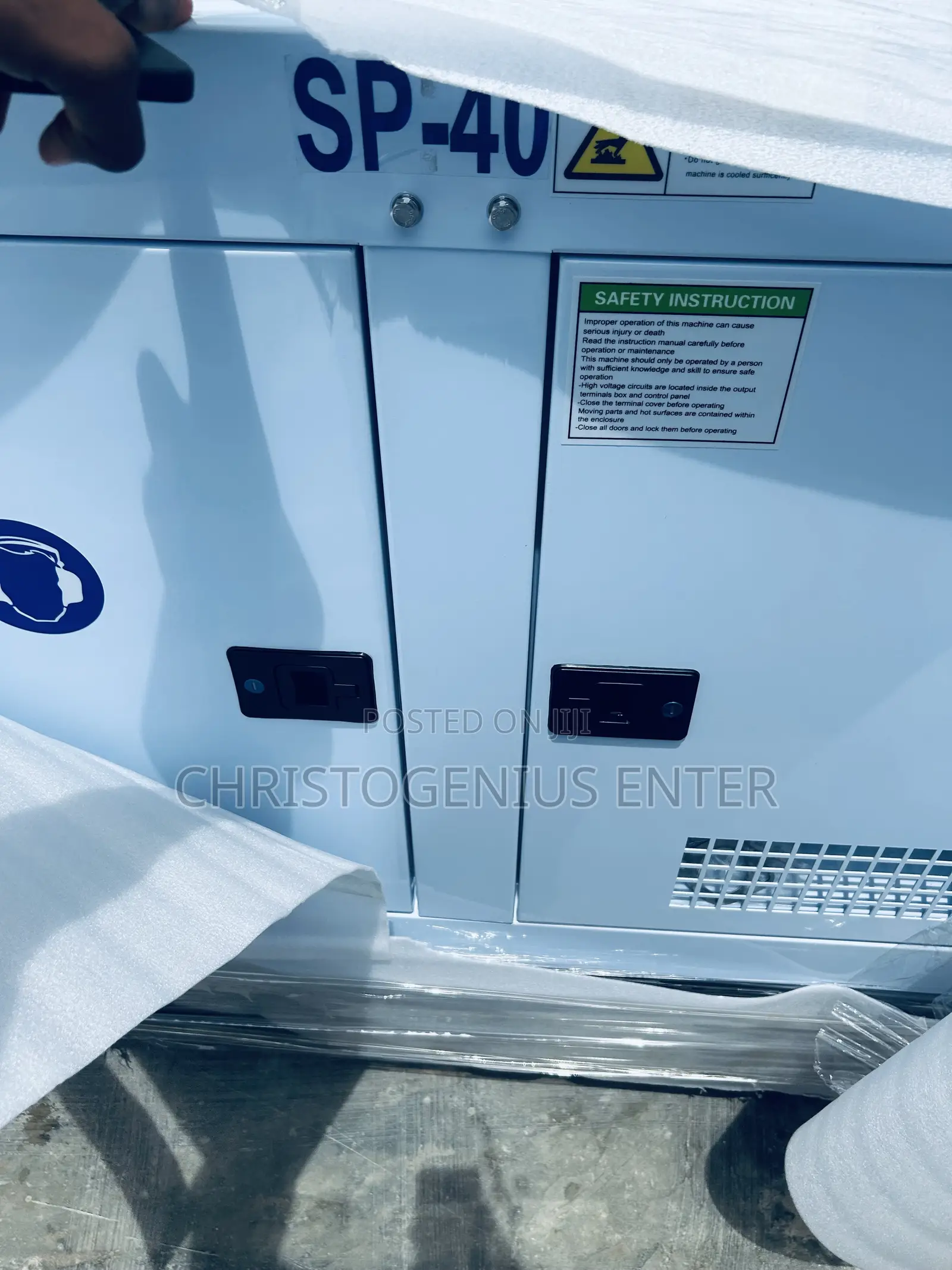 __Standard Quality of Noiseless Perkins England Generator 40kva