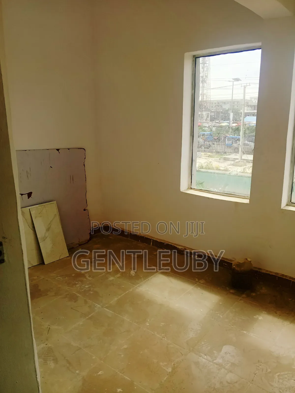 Shop/Office Space For Rent ,Lekki Phase 1