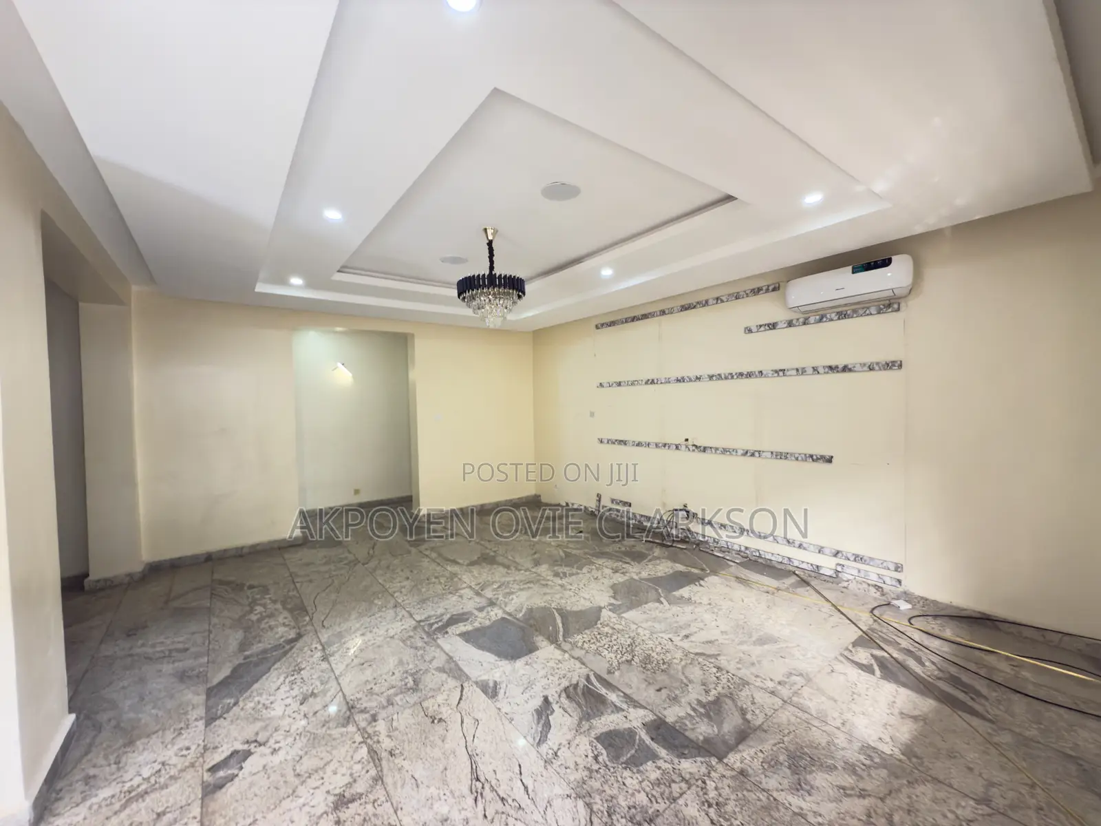 3bdrm Apartment in Wuse 2 for rent