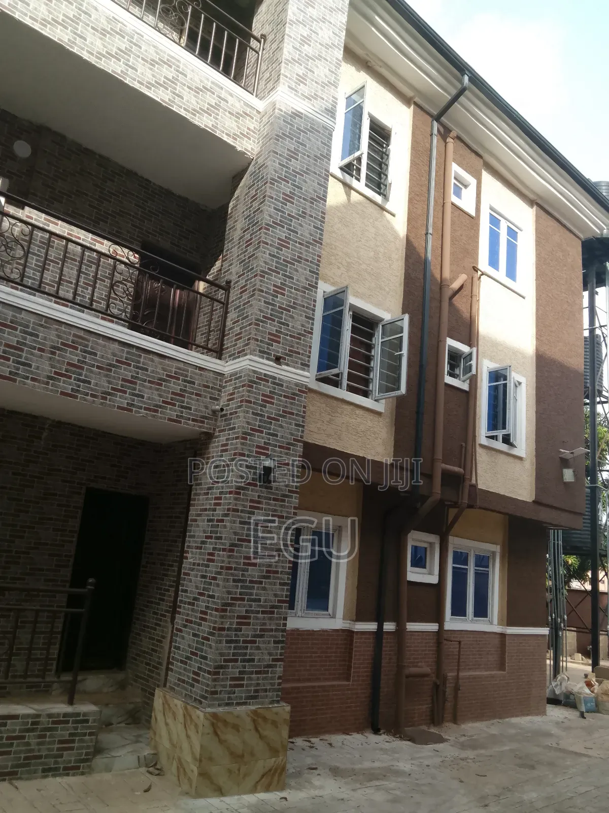 Furnished 4bdrm Apartment in Achara Layout, Enugu for rent