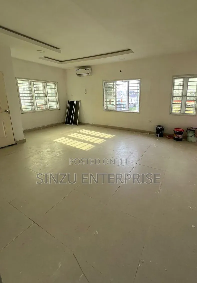 Studio Apartment in Lcc, Chevron for rent