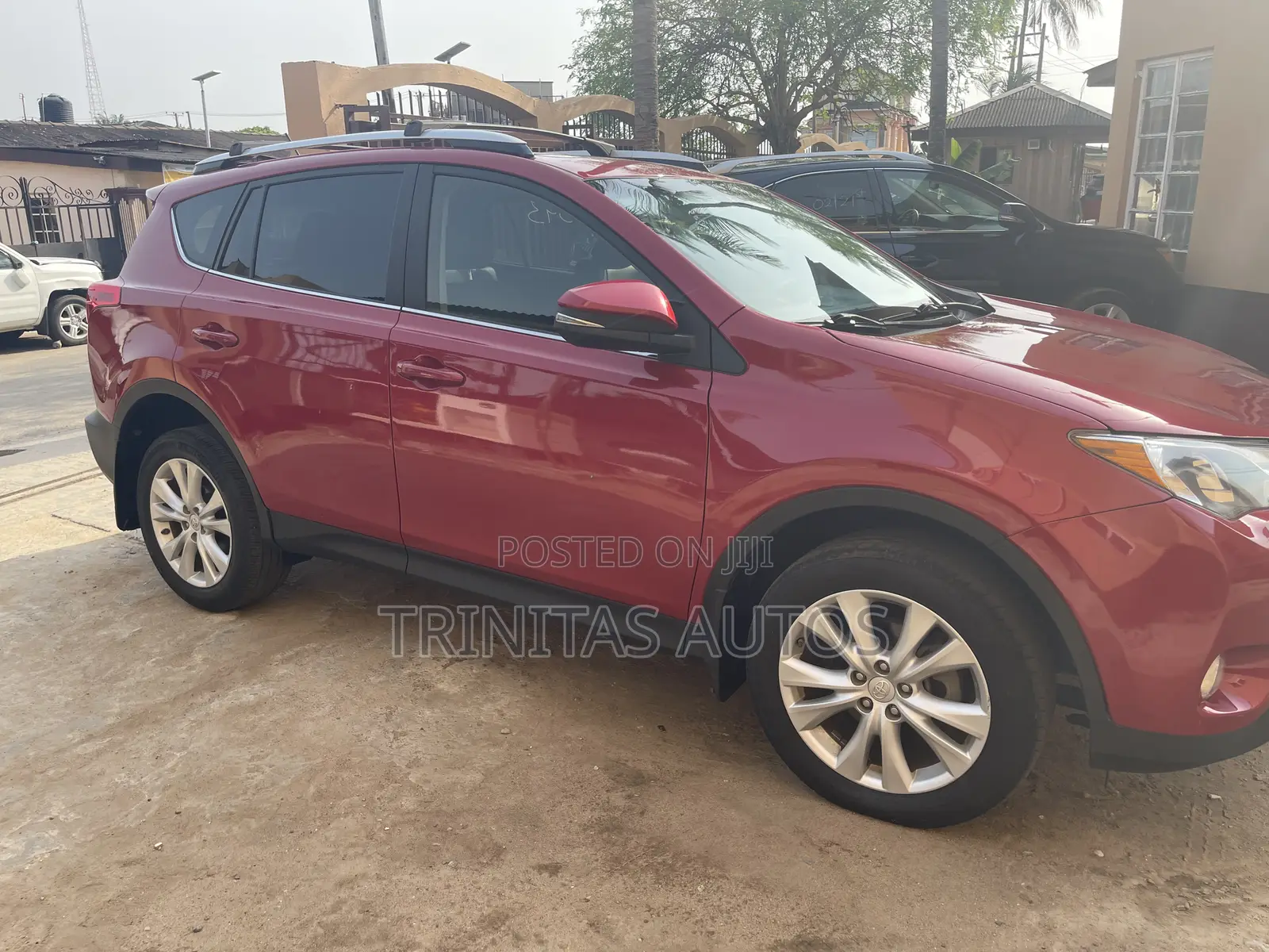 Toyota RAV4 Limited 4dr SUV (2.5L 4cyl 6A) 2014 Red