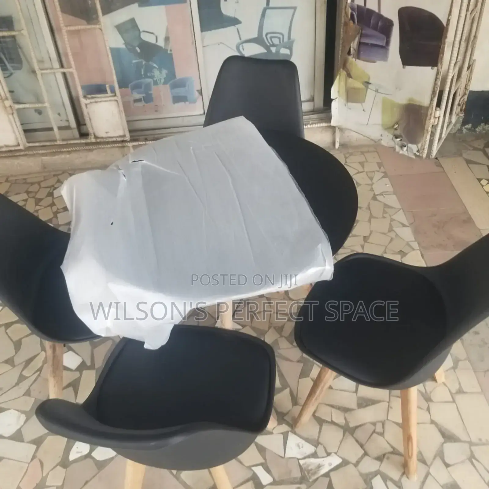 Italian Wooden Leg Restaurant Set