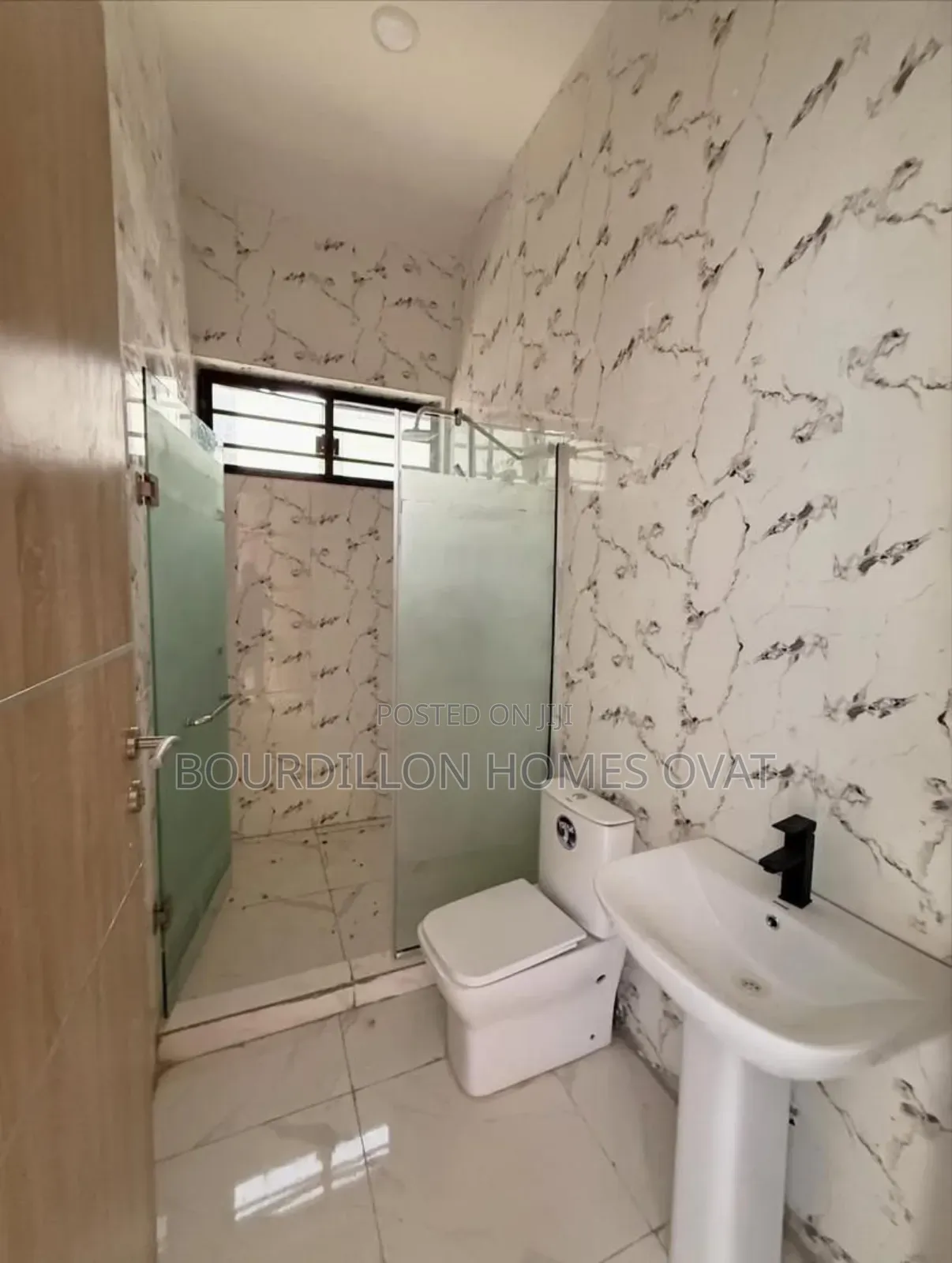 4bdrm Duplex in Ikota Lekki Lagos for rent