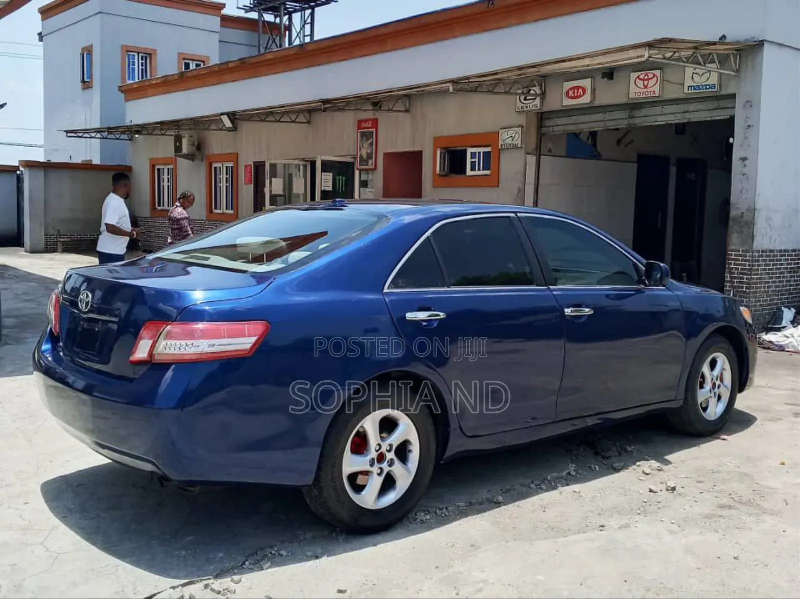 Toyota Camry 2010 Blue