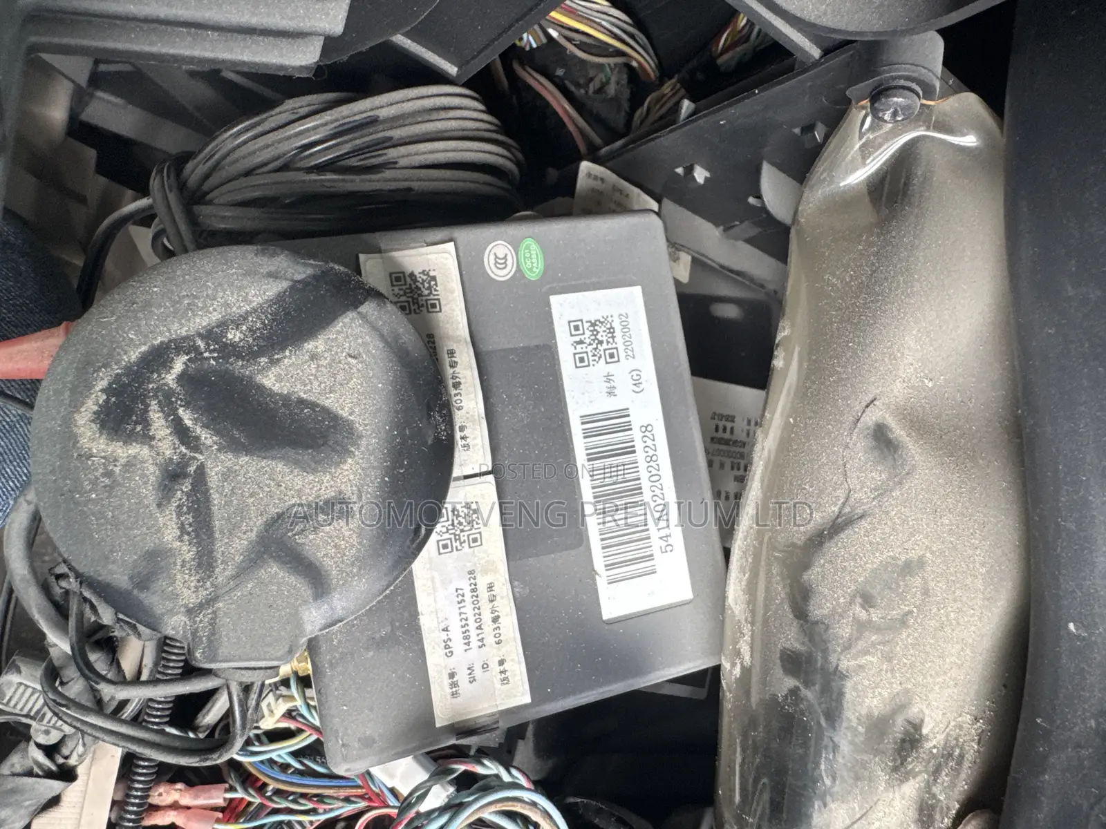 Effective Car Tracker GPS/GPRS/GSM Locator + Installation