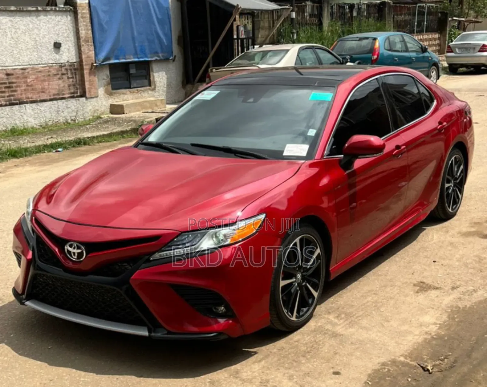 Toyota Camry XSE FWD (2.5L 4cyl 8AM) 2018 Red