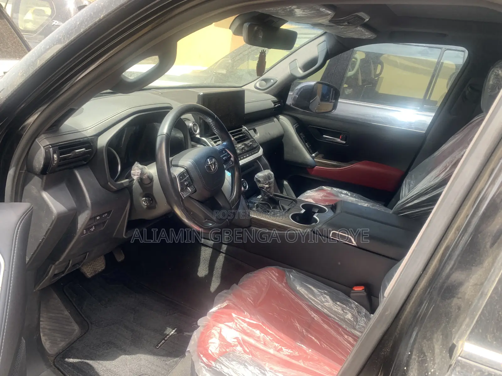 Toyota Land Cruiser LC300 2023 Black