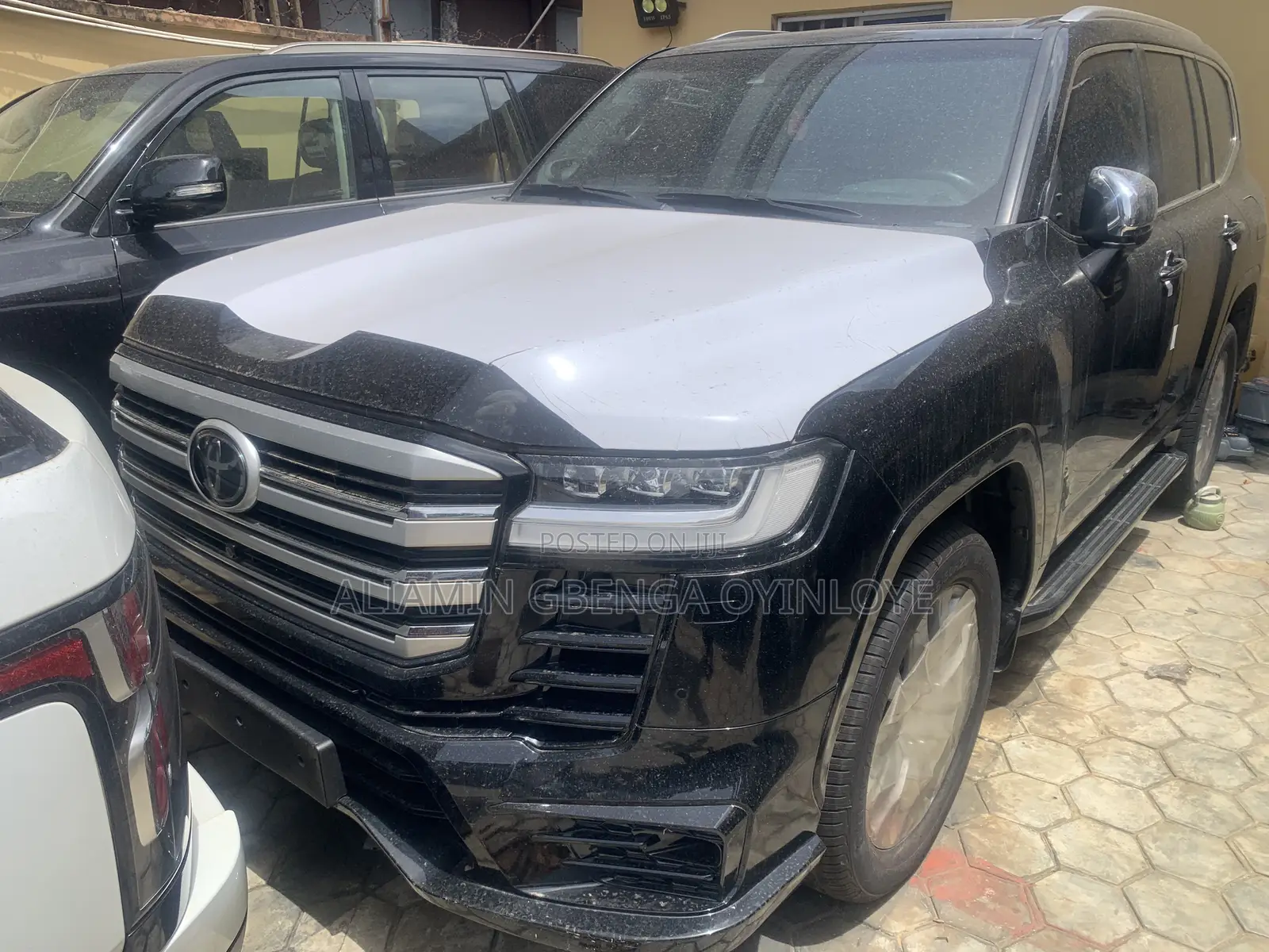 Toyota Land Cruiser LC300 2023 Black